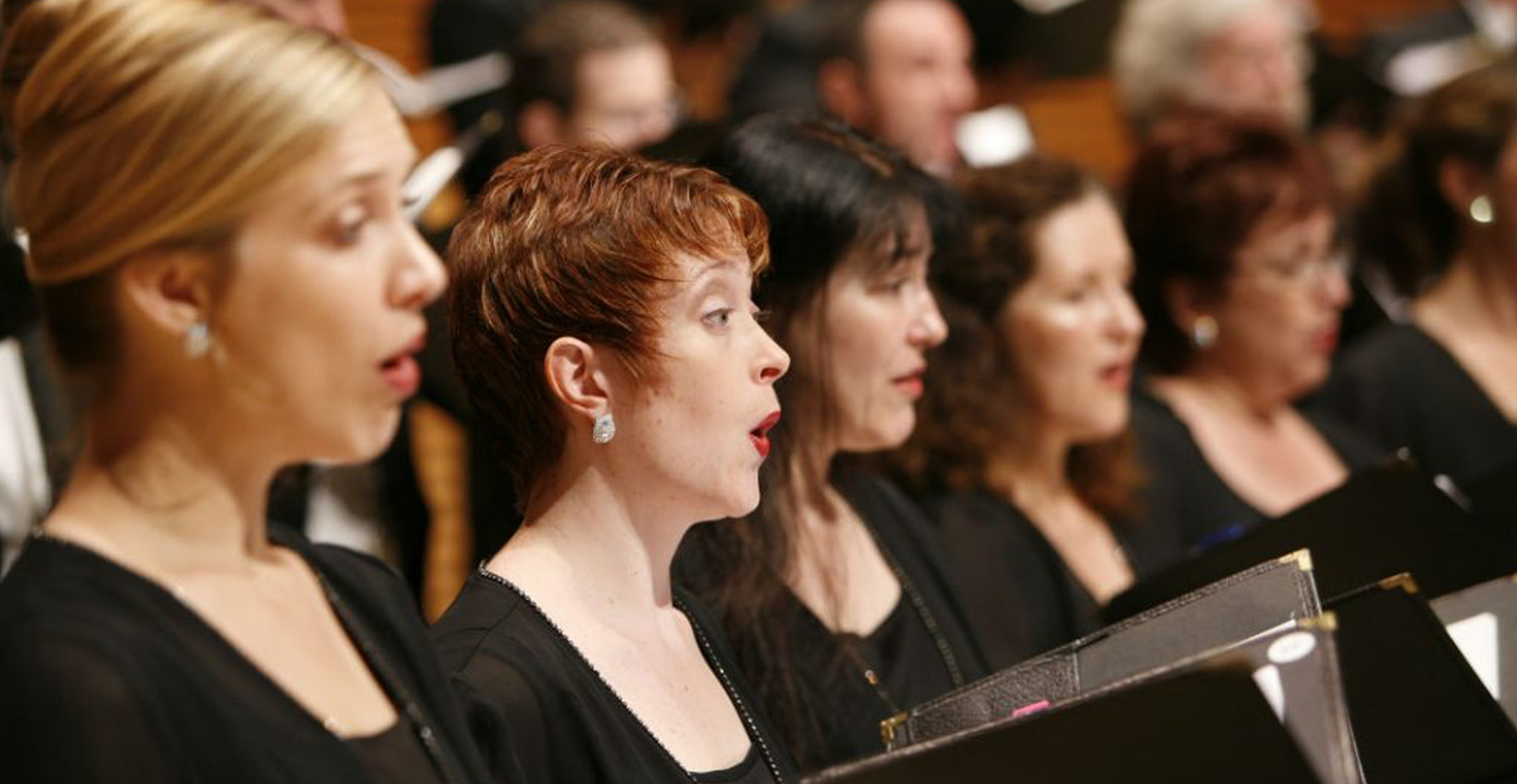 Los riesgos de cantar en el coro